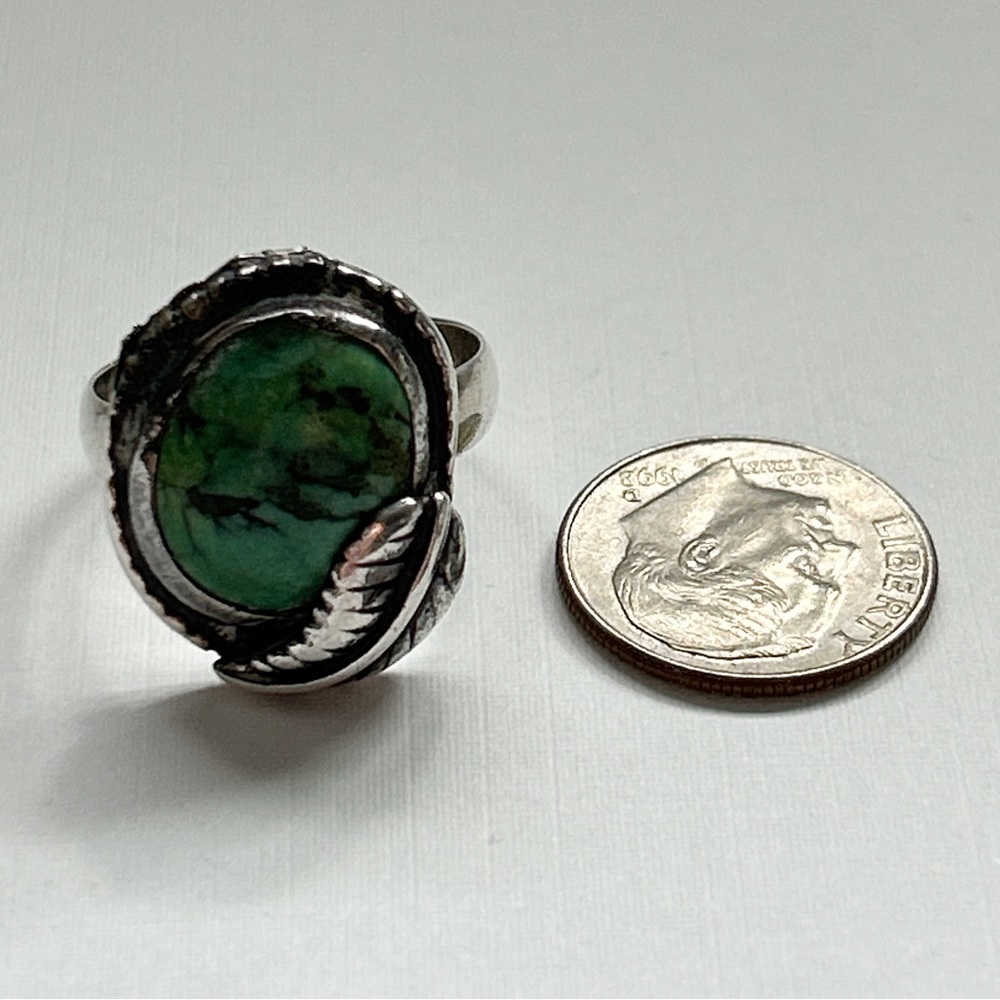 Vintage Southwestern Turquoise Sterling Silver Ring - Picture 8 of 12